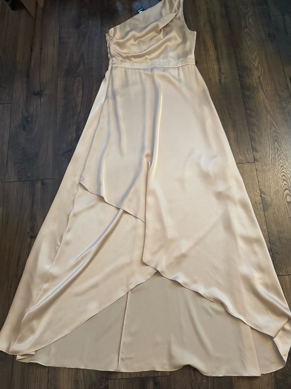 NWT TFNC London Delali One Shoulder Satin Maxi Dress Blush Champagne Size 10 - Picture 8 of 16